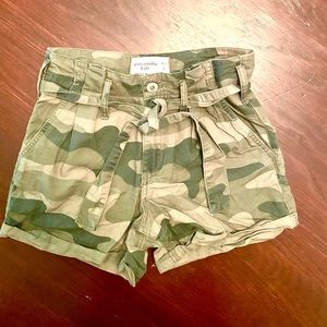 Girls Abercrombie Kids Camouflage Shorts